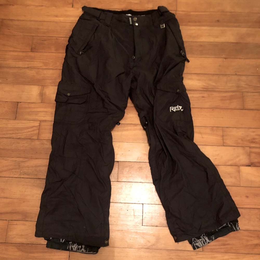 Snowboard pants